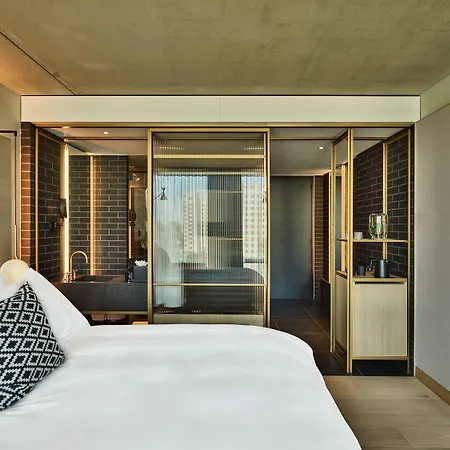 Ξενοδοχείο Ruby Emma By Ihg 4*