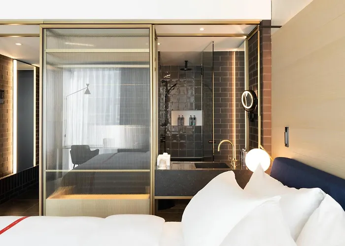 Ruby Emma Amesterdão