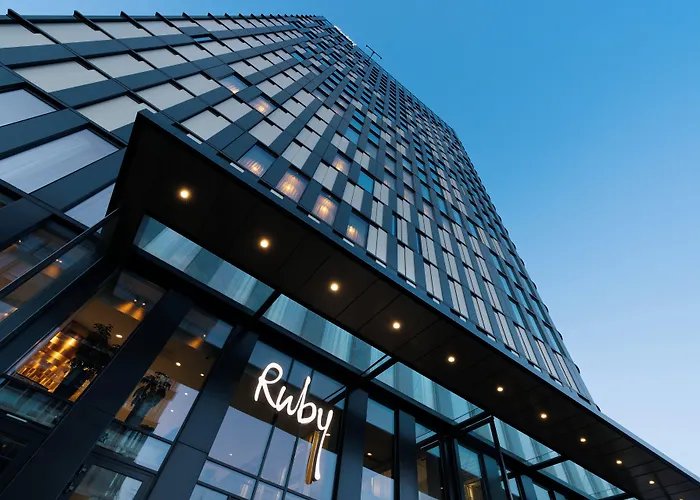 Ruby Emma Hotel Amsterdam 4*