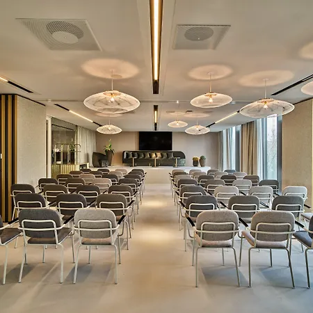 Ruby Emma Hotel Amsterdam 4*